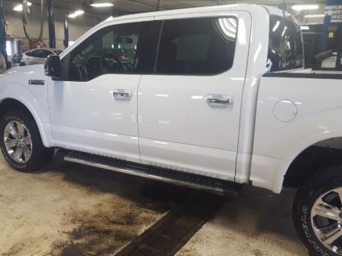 2018 Ford F-150 LARIAT Oxford White, Viroqua, WI