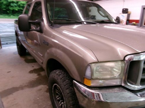 2003 Ford F-250 XLT 4dr Crew Cab 4WD SB Tan, East Barre, VT