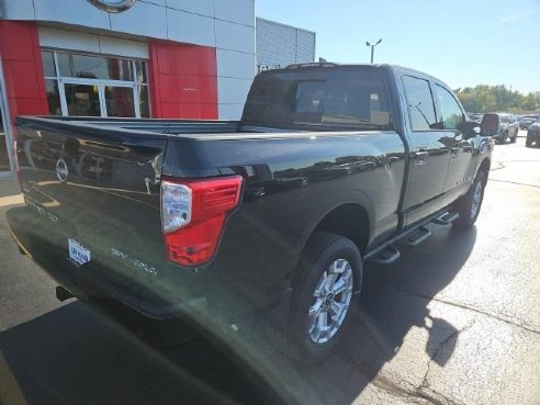 2024 Nissan Titan XD SV Black, Dixon, IL