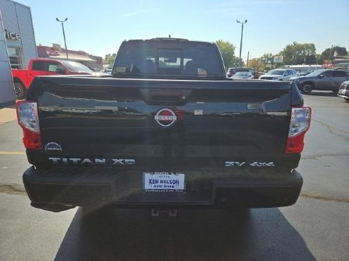 2024 Nissan Titan XD SV Black, Dixon, IL