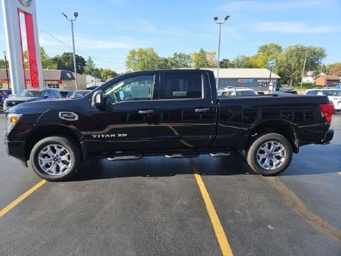 2024 Nissan Titan XD SV Black, Dixon, IL