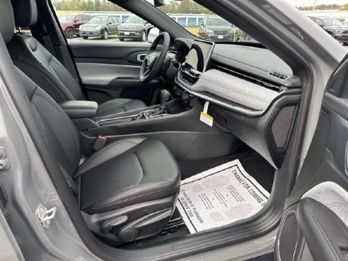 2023 Jeep Compass Latitude Lux Gray, Rockland, ME