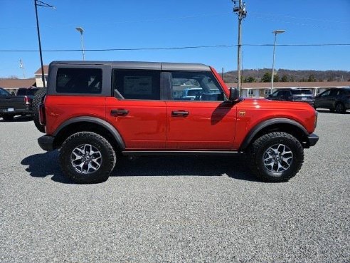 2023 Ford Bronco Badlands Red, Boscobel, WI