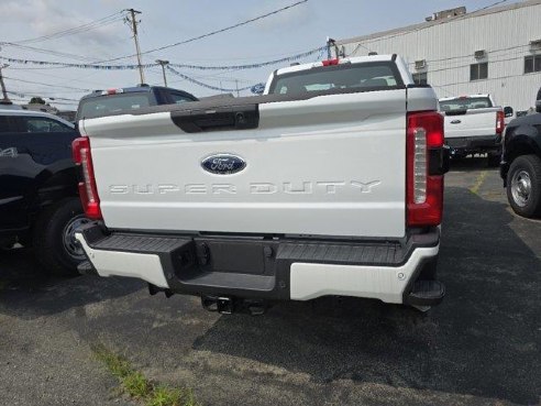 2024 Ford Super Duty F-350 SRW XL Oxford White, Newport, VT