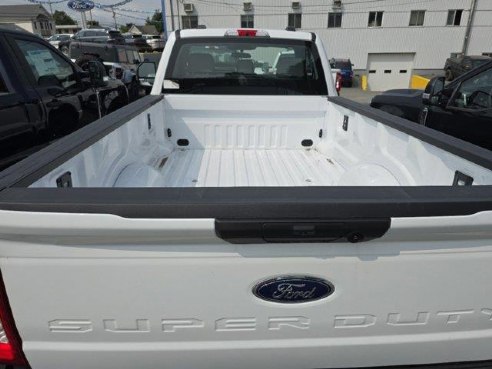 2024 Ford Super Duty F-350 SRW XL Oxford White, Newport, VT