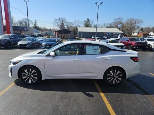 2024 Nissan Sentra SV White, Dixon, IL