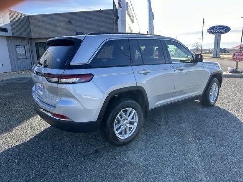 2024 Jeep Grand Cherokee Laredo Silver, Boscobel, WI