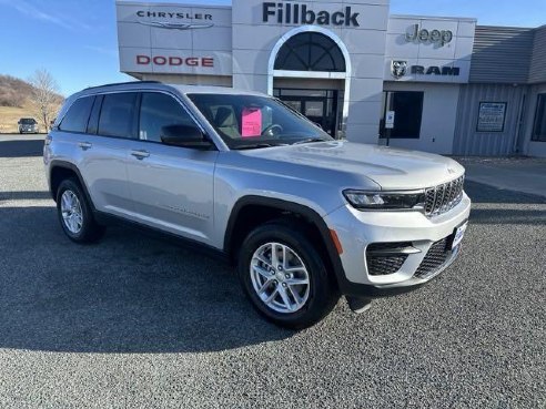 2024 Jeep Grand Cherokee Laredo Silver, Boscobel, WI