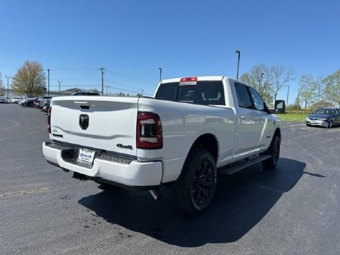 2024 Ram 2500 Big Horn White, Dixon, IL