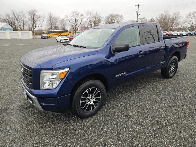 2022 Nissan Titan SV Blue, Boscobel, WI