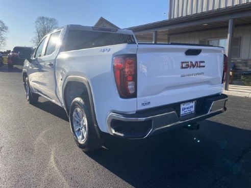 2024 GMC Sierra 1500 Pro White, Dixon, IL