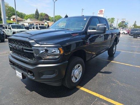 2024 Ram 2500 Tradesman Black, Dixon, IL