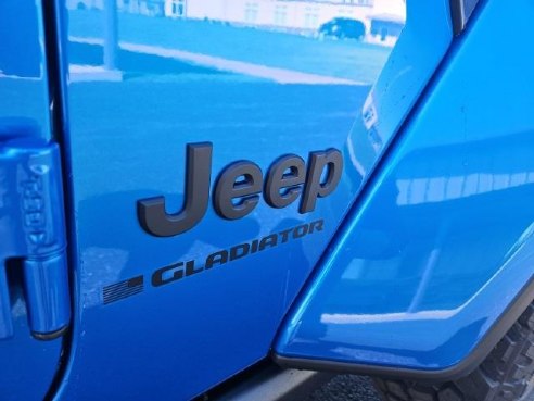 2024 Jeep Gladiator Blue, Dixon, IL