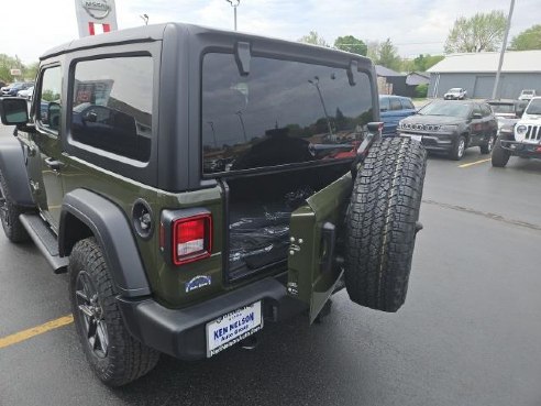 2024 Jeep Wrangler Sport S Green, Dixon, IL