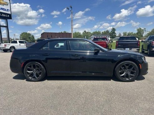 2022 Chrysler 300-Series S Black, Boscobel, WI