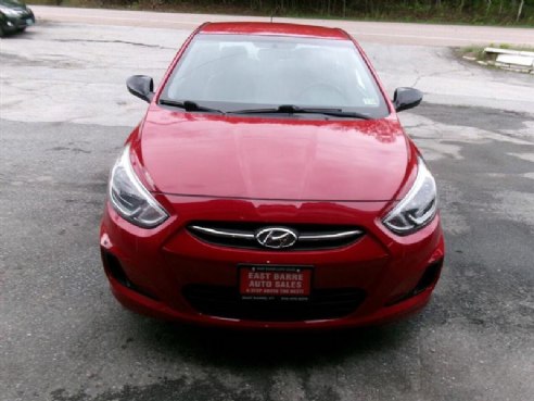 2016 Hyundai Accent SE 4dr Sedan 6A Red, East Barre, VT