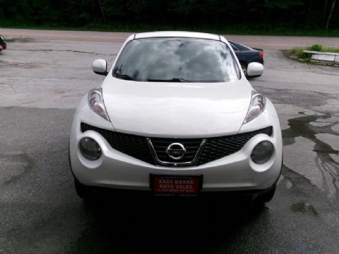 2014 Nissan JUKE SV 4dr Crossover 6M White, East Barre, VT