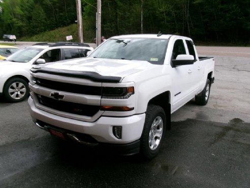 2017 Chevrolet Silverado 1500 LT 4x4 4dr Double Cab 6.5 ft. SB White, East Barre, VT