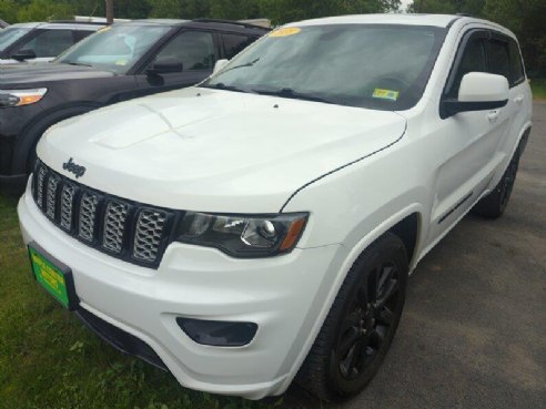 2018 Jeep Grand Cherokee Altitude Bright White Clear Coat, Saint Johnsbury, VT