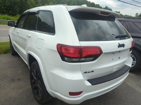 2018 Jeep Grand Cherokee Altitude Bright White Clear Coat, Saint Johnsbury, VT