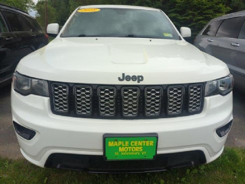 2018 Jeep Grand Cherokee Altitude Bright White Clear Coat, Saint Johnsbury, VT