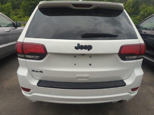 2018 Jeep Grand Cherokee Altitude Bright White Clear Coat, Saint Johnsbury, VT