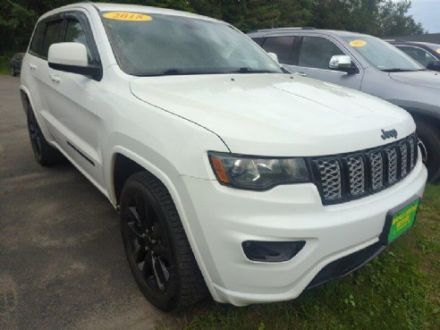 2018 Jeep Grand Cherokee Altitude Bright White Clear Coat, Saint Johnsbury, VT