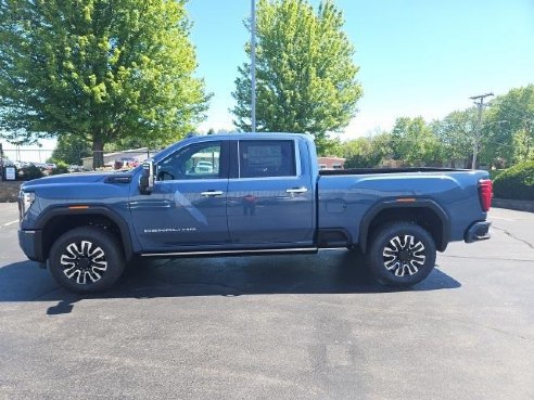 2024 GMC Sierra 3500HD Denali Ultimate Blue, Dixon, IL