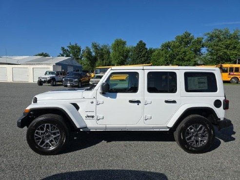 2024 Jeep Wrangler Sahara White, Boscobel, WI