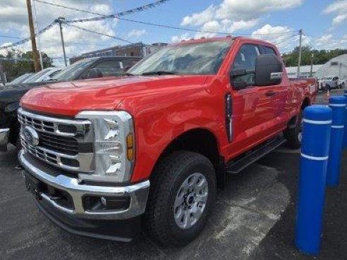 2024 Ford Super Duty F-250 SRW XLT Race Red, Newport, VT