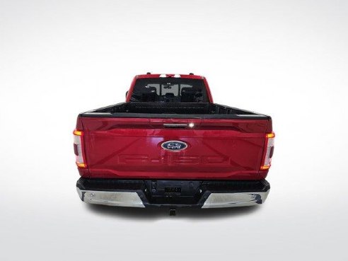 2021 Ford F-150 LARIAT Rapid Red Metallic Tinted Clearcoat, Plymouth, WI
