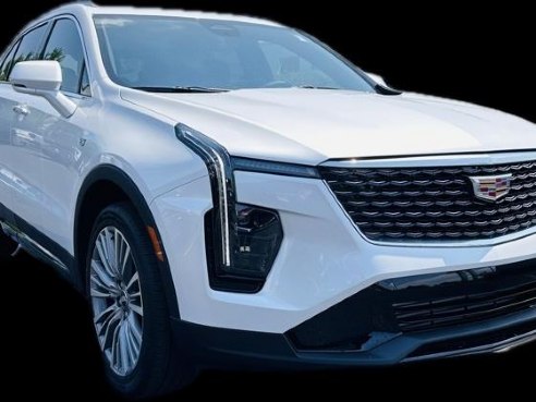 2024 Cadillac XT4 Premium Luxury White, Dixon, IL