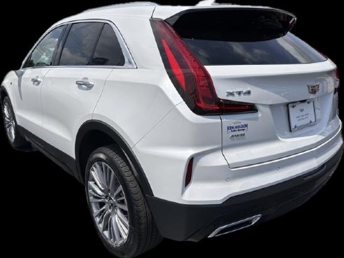 2024 Cadillac XT4 Premium Luxury White, Dixon, IL