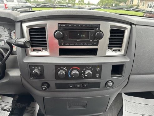 2008 Dodge Ram Pickup 2500 SLT Silver, Dixon, IL