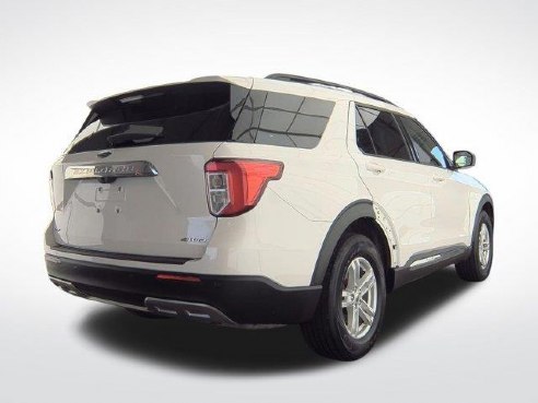 2021 Ford Explorer XLT Star White Metallic Tri-Coat, Plymouth, WI