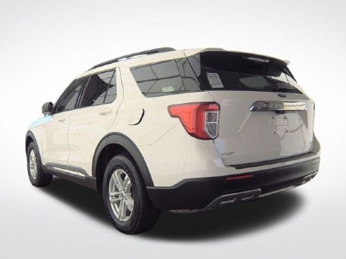 2021 Ford Explorer XLT Star White Metallic Tri-Coat, Plymouth, WI