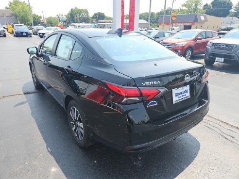 2024 Nissan Versa 1.6 SV Black, Dixon, IL