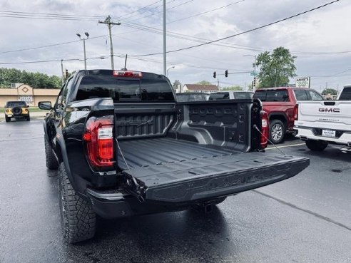 2024 GMC Canyon AT4X Black, Dixon, IL