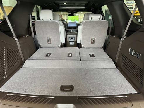 2022 Chevrolet Tahoe LT Beige, Plymouth, WI