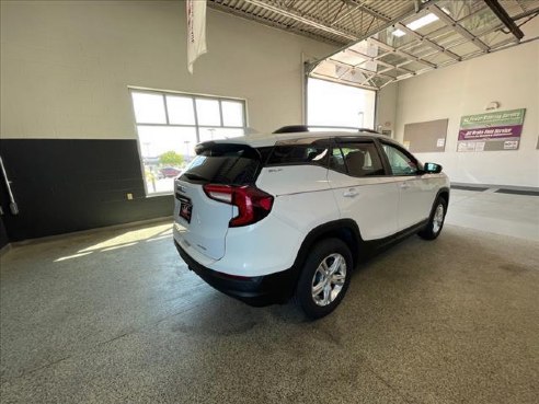 2022 GMC Terrain SLE White, Plymouth, WI