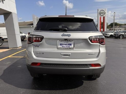 2024 Jeep Compass Latitude Lux Silver, Dixon, IL