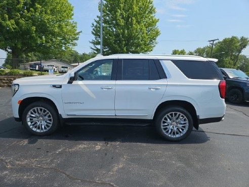 2024 GMC Yukon Denali White, Dixon, IL