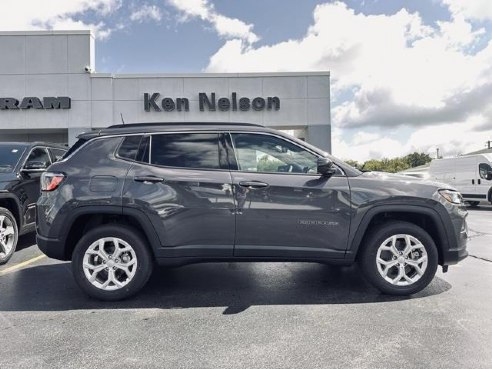 2024 Jeep Compass Latitude Gray, Dixon, IL