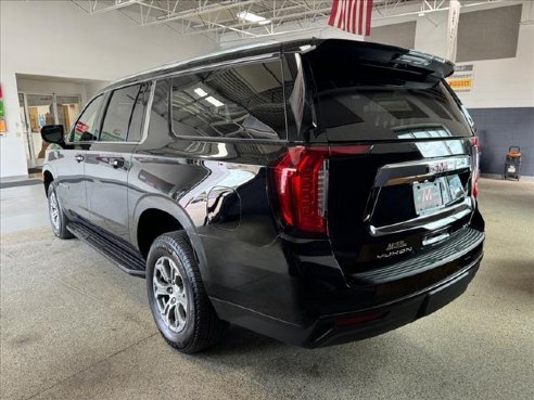 2023 GMC Yukon XL SLE Black, Plymouth, WI