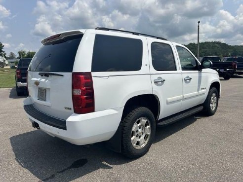 2007 Chevrolet Tahoe LT White, Boscobel, WI