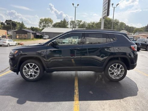 2024 Jeep Compass Latitude Lux Blue, Dixon, IL