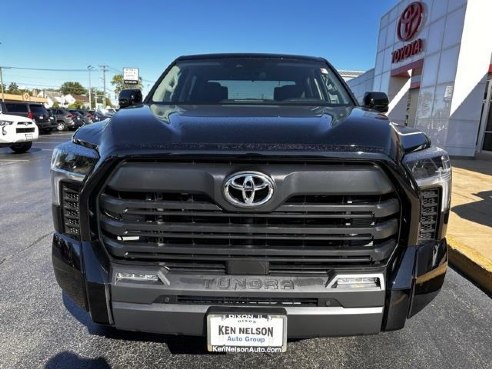 2024 Toyota Tundra SR5 Black, Dixon, IL