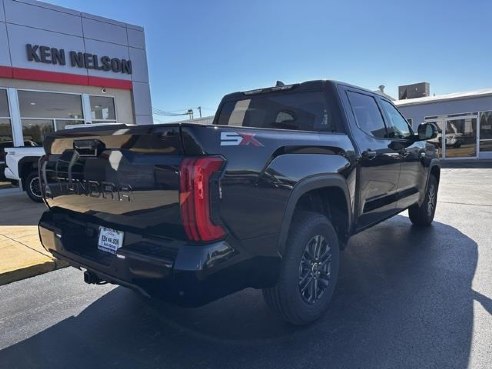 2024 Toyota Tundra SR5 Black, Dixon, IL