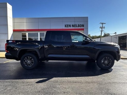 2024 Toyota Tundra SR5 Black, Dixon, IL