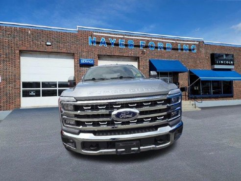 2023 Ford Super Duty F-250 SRW LARIAT Iconic Silver Metallic, Newport, VT